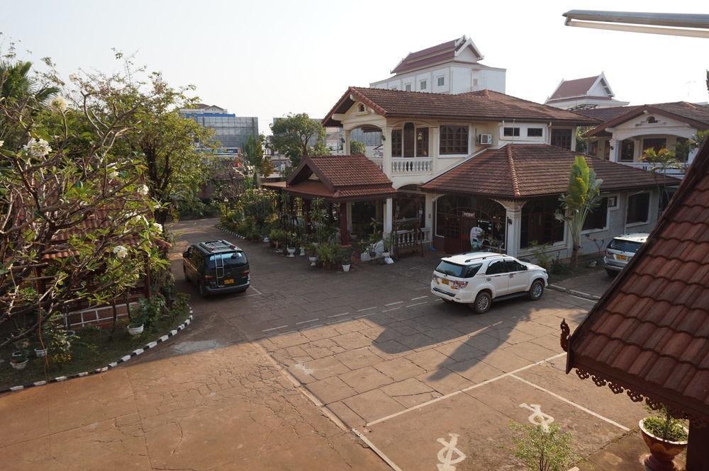 Champasak Palace Hotel Pakse Buitenkant foto