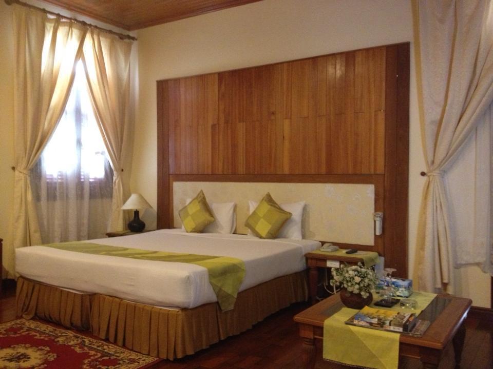 Champasak Palace Hotel Pakse Buitenkant foto