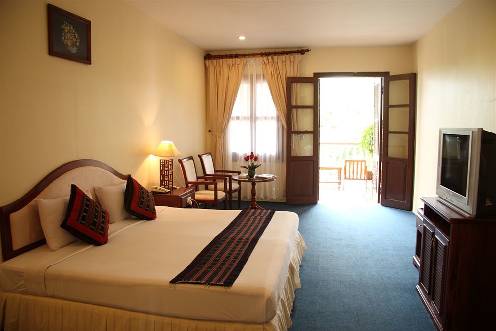 Champasak Palace Hotel Pakse Buitenkant foto