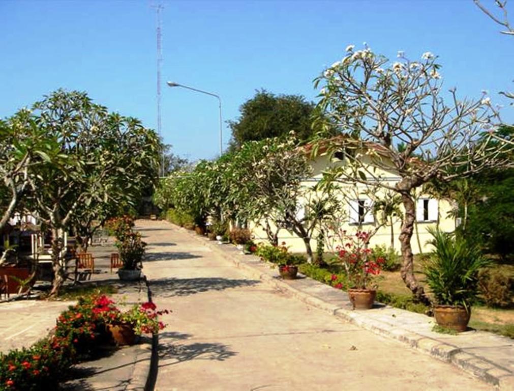Champasak Palace Hotel Pakse Buitenkant foto